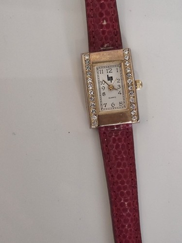 Vintage lip women quartz - women's,