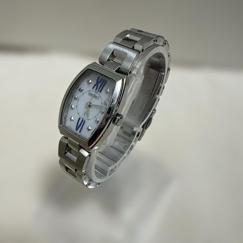 Seiko lukia v111 oap0 - oap0, solar