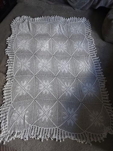 Large vintage white crochet - vintage,