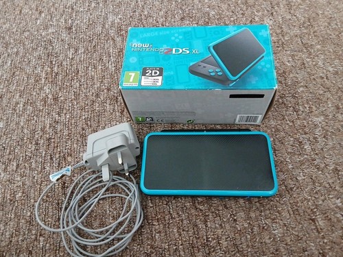 Nintendo 2ds black and - nintendo,