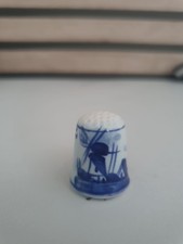 Delft Style Dutch  China Thimble