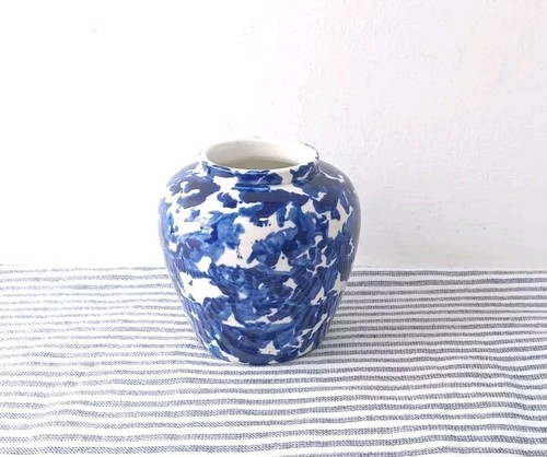 Vintage spongeware storage pot - vintage,