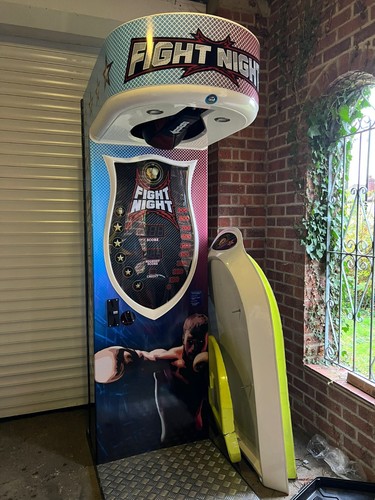 Punch boxing machine arcade - boxing,