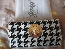 Gessy Black And White Dog