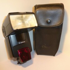 CANON SPEEDLITE 550EX FLASHGUN in FULL WORKING ORDER