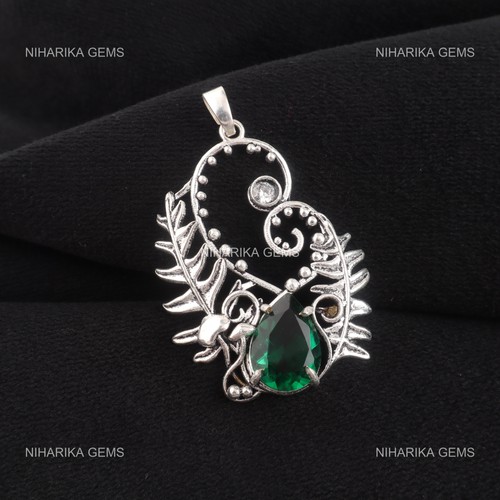 Pear natural green emerald - natural,
