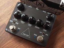 Keeley Dark Side Fuzz Delay Modulation Guitar Effects Pedal Darkside Muff BOXED