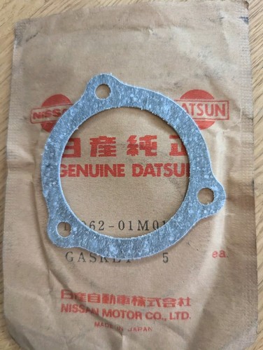 Nissan sunny b11 thermostat - sunny,