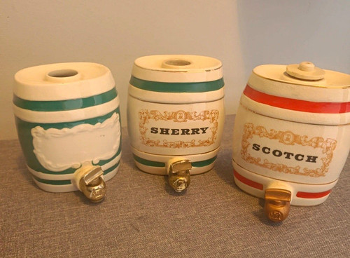 Wade beswick pottery - &,