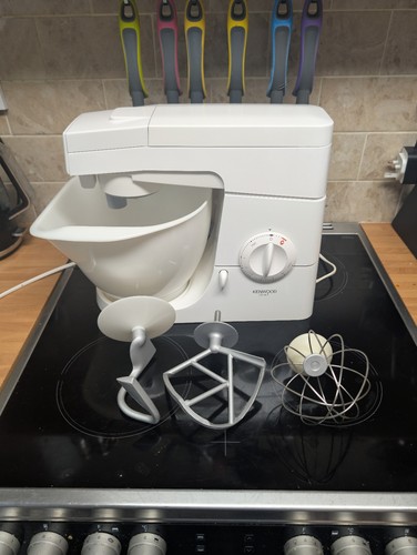 Kenwood chef food - mixer, km300