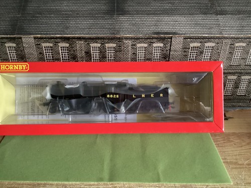 Hornby r3233 gauge lner - hornby,