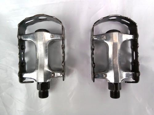 Cycle pedals vintage cage