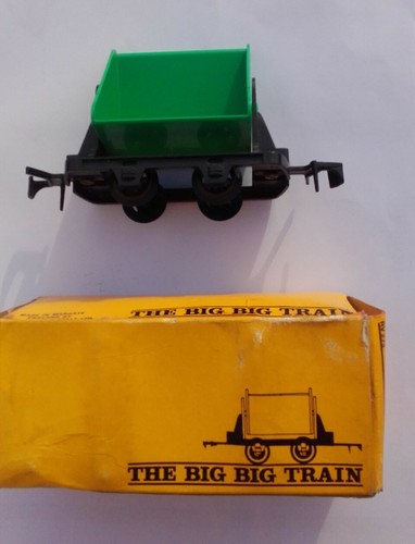 Triang big train - train, side