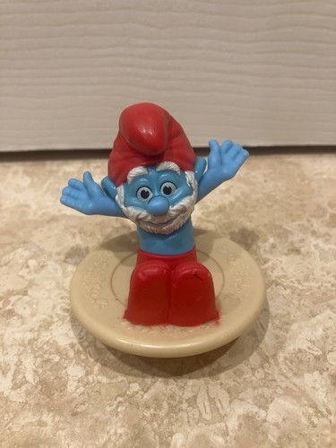 Papa smurf 2013 mcdonalds - smurf,