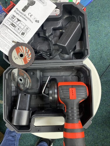 Mini cordless angle - , grinder