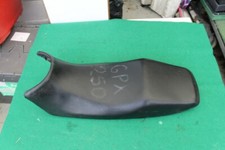 Kawasaki GPX250 EX250 GPX Ninja 250R Dual Seat Saddle Bench Good Condition 334