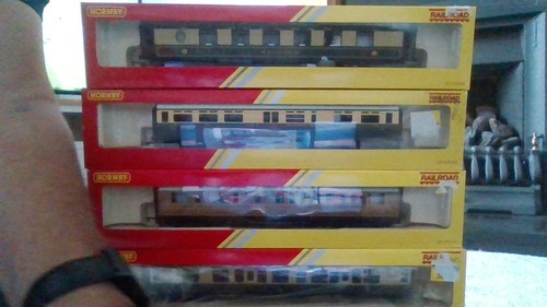 Hornby coaches boxed - oo,