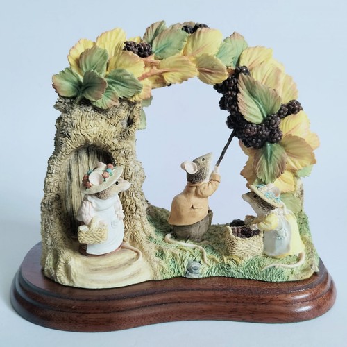 Brambly hedge autumn tableau - ,