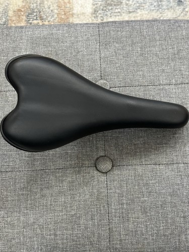 Huffy mountain bike seat - huffy, black