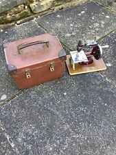 Essex Miniature Portable Sewing Machine with Carry Case  Lovely Condition 1940’s
