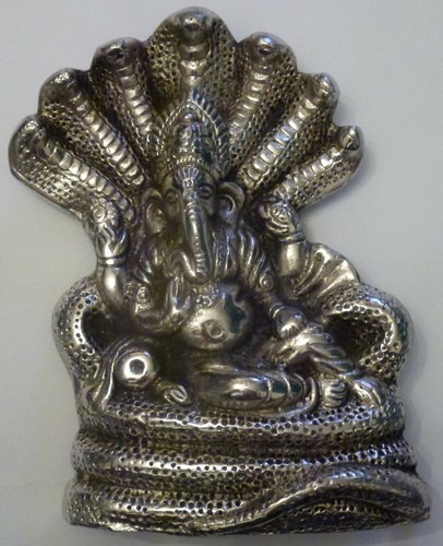 Beautiful vintage look silver - look,