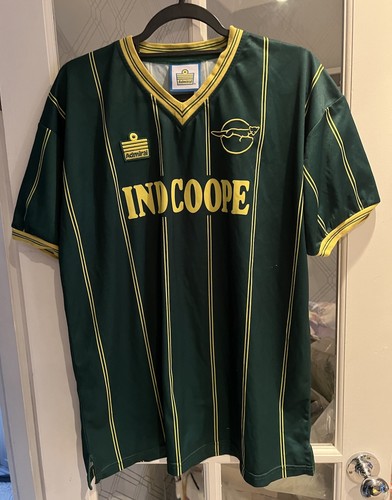Leicester city 1983 away - leicester,