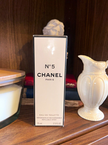 Vintage sealed 1995 chanel - vintage,