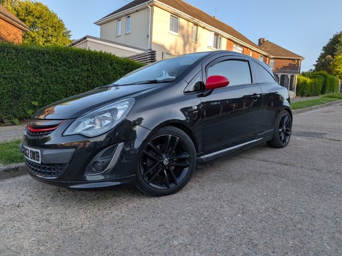 Corsa turbo black edition - 1.4,