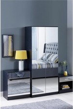 Mirrored bedside tables - mirrored,