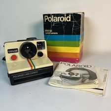 VINTAGE POLAROID LAND CAMERA