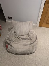 Lounge Pug Bean Bag Chair Beige in Excellent Condition