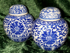 VTG Miniature Blue White