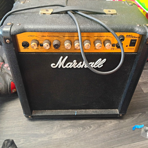 Marshall mg15dfx 15w solid - marshall,