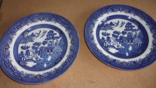 Set churchill china - set,