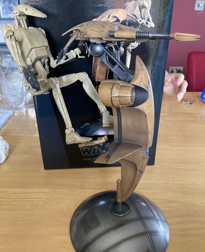 And battle droid - s.t.a.p,