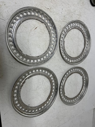 Triumph herald wheel - 3.5j,