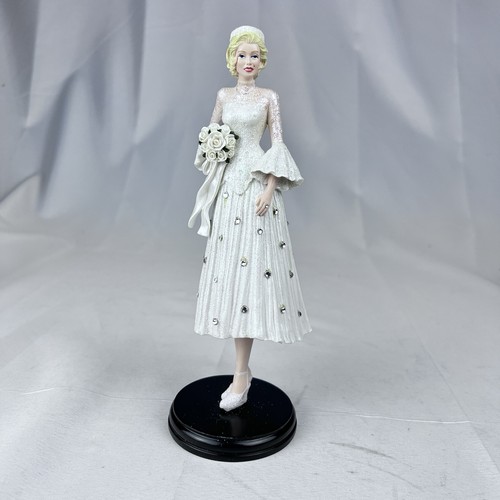 Marilyn monroe laurel - monroe,