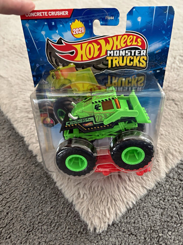 Hot wheels monster trucks - hot,