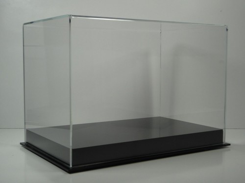 Double shoe display case - display, up