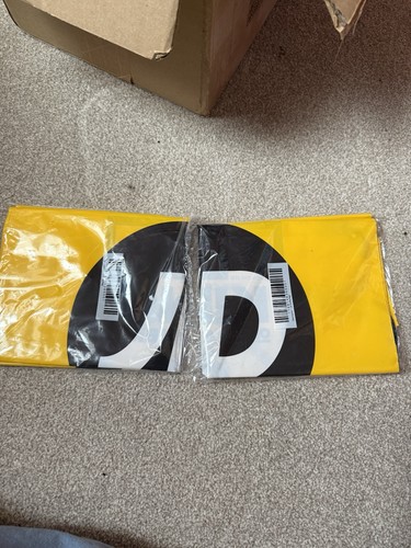 Brand new string bags - x,