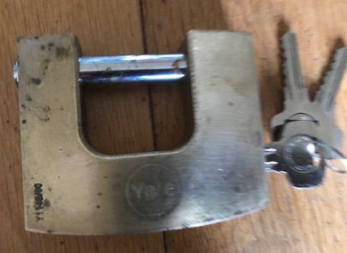 Yale brass shutter padlock - brass,