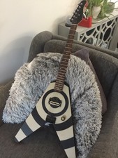 Custom  Flying V Guitar . 3D Construction.