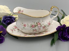Paragon Victoriana Rose -