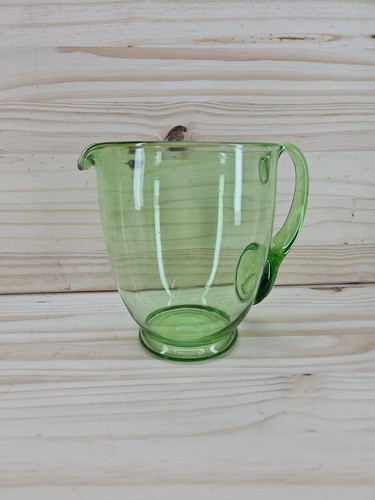 Green glass jug 16cm - green,