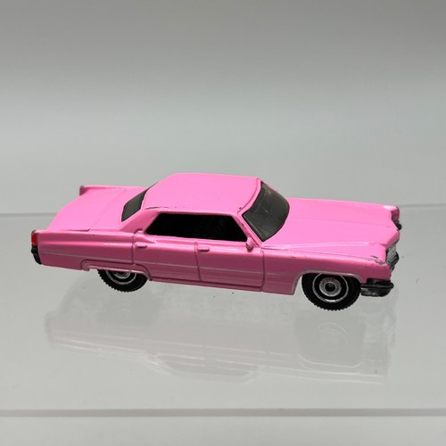 Matchbox cadillac sedan - ‘69,
