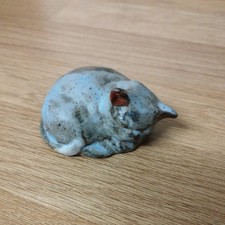 Rare Vintage 1970's Tremar Pottery Cornwall Cat Figure sleeping cat nap vgc 7cm