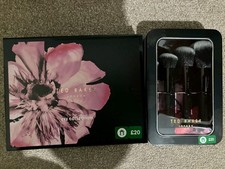 Ted Baker Cosmetic Brush Collection 4 Brush Set + Ted Baker Eye Collection Gift