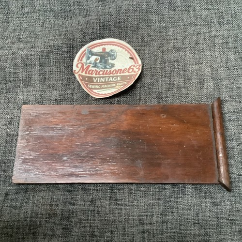 Genuine vtg singer - genuine,