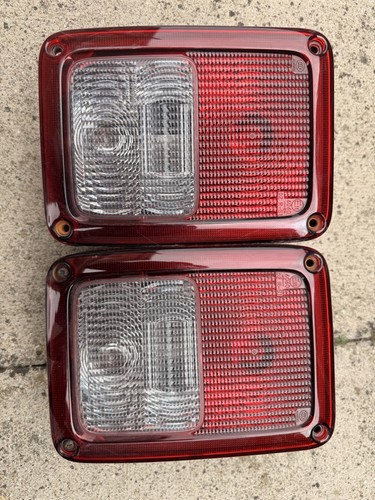 Jeep wrangler oem - wrangler, tailight