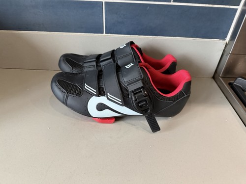 Peloton cycling shoes brand - cycling,